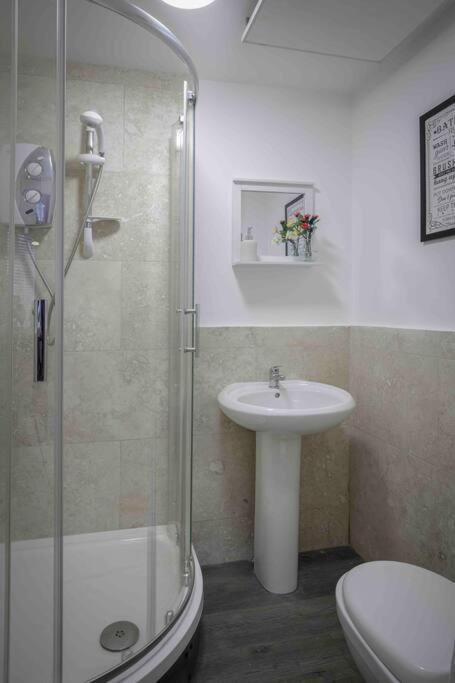 40% Off - Business - Couples - Contractors Apartment Blackpool Exterior photo
