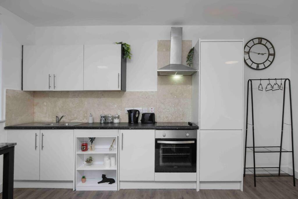 40% Off - Business - Couples - Contractors Apartment Blackpool Exterior photo